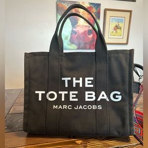 The Tote Bag by Marc Jacobs - MEDIUM SIZE